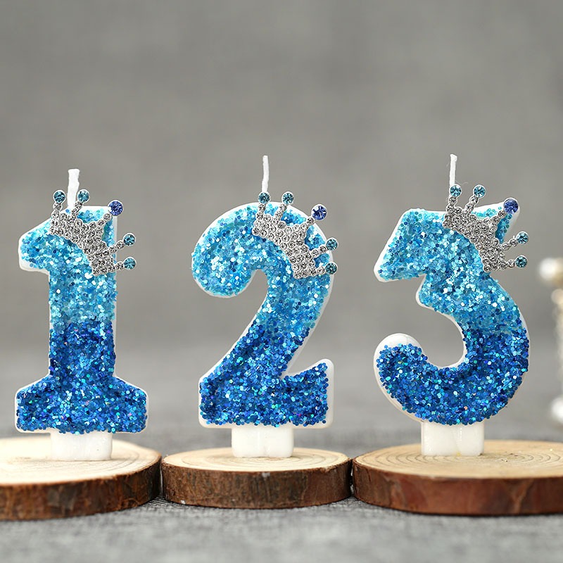 クリエイティブなピーコックブルーの王冠型デジタルバースデーキ - Candle Supplies In のレビューと価格